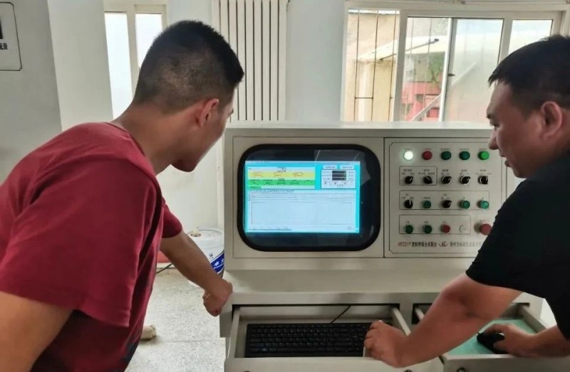 Το Qingdao Ruichen Seal ολοκλήρωσε τη δοκιμή σφράγισης λαδιού CSH-X-05 PTFE